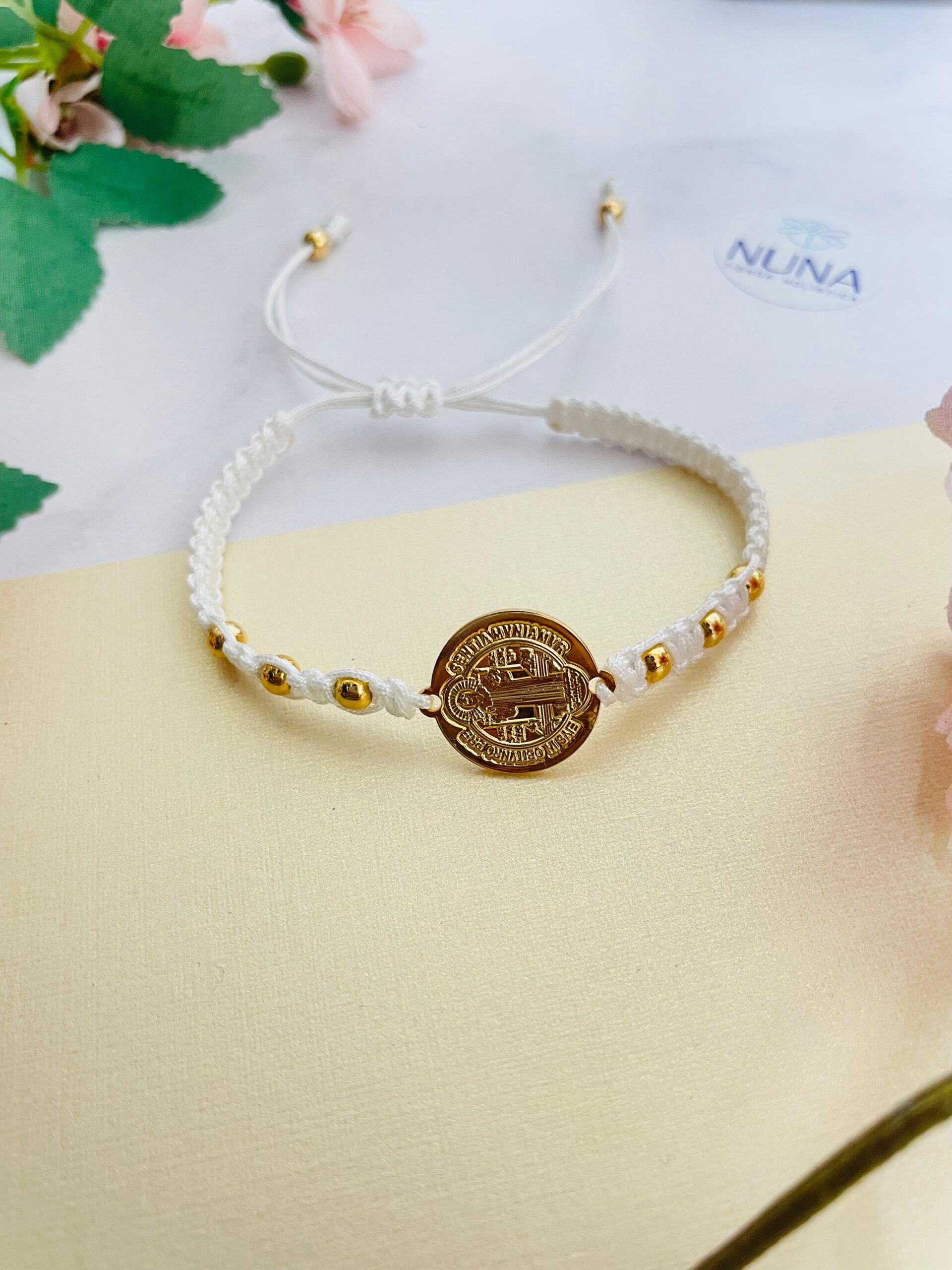 Pulsera San Benito Blanca